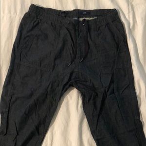 American Rag Men’s capri joggers.